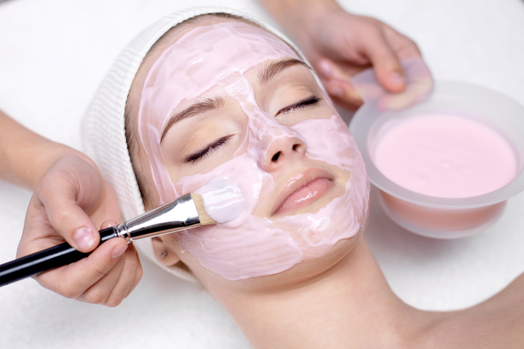 facials image